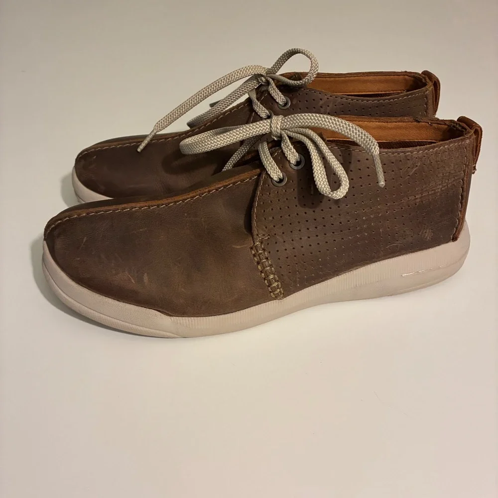 Clarks Collection Mens Size 9 Extreme Comfort Brown Leather Chukka Boots